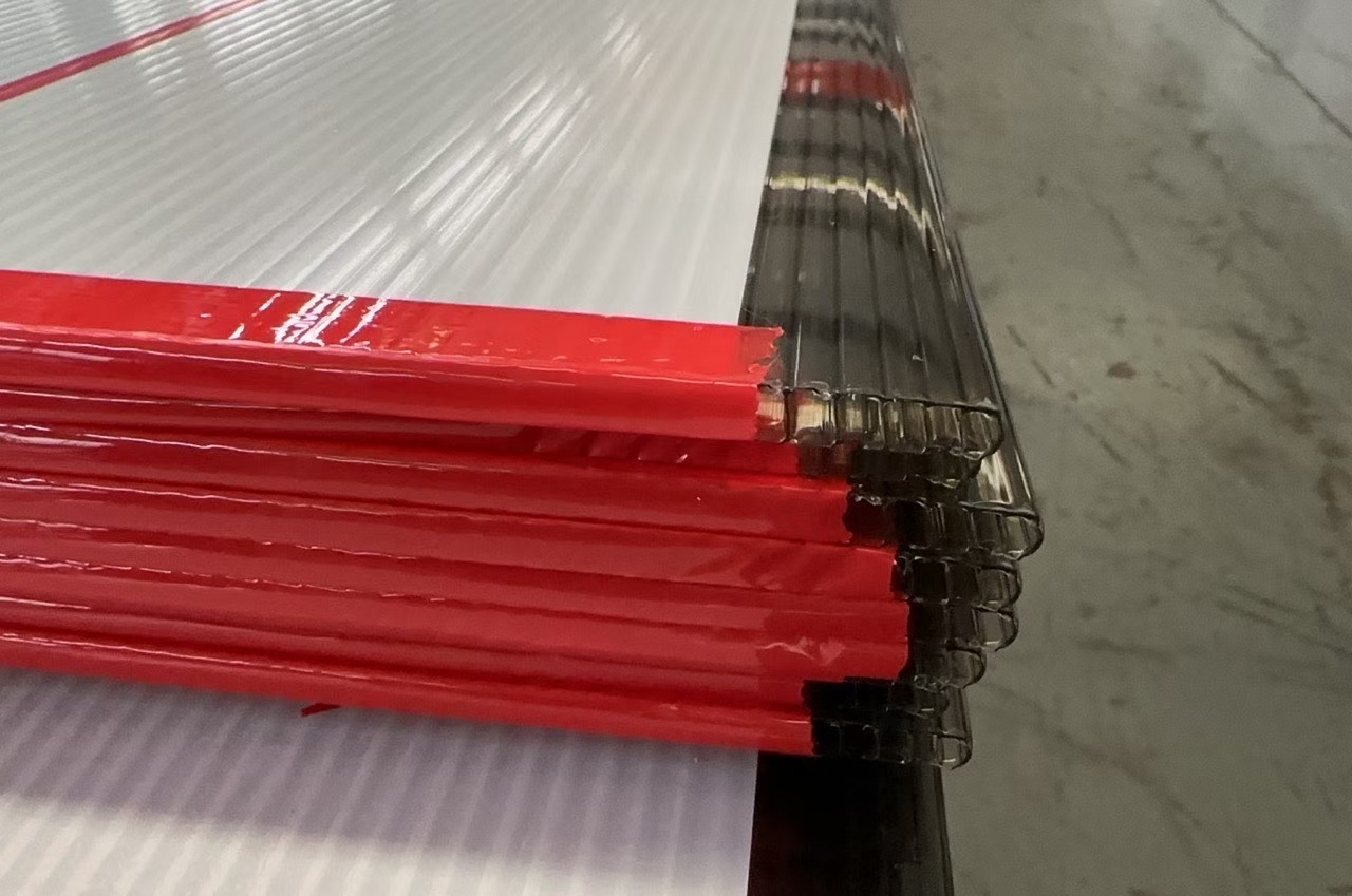 Jwell PC-Hohlplatten-/U-förmige/U-verriegelte Platten-Extrudermaschine Kunststoff-Hohlplatten-Extrusionsmaschine