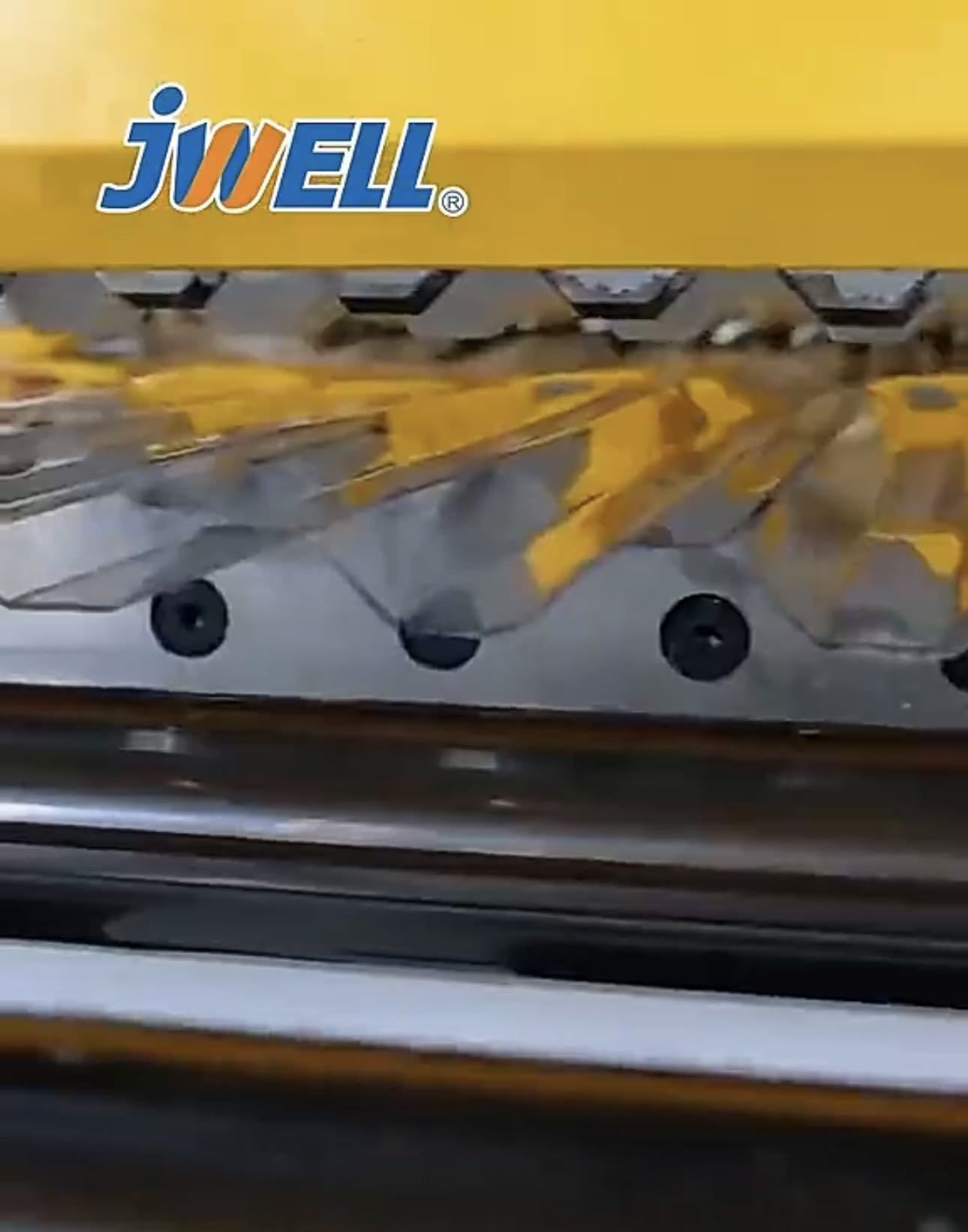 PET-PC-Geh&auml;use (4)