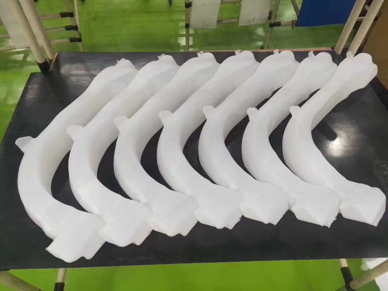 Jwell Dreidimensionale Blasformmaschine (Roboter) für automatische Luftkanäle/Öleinfüllrohre