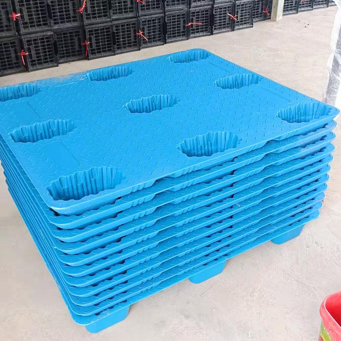 Blasformform für Plastikflaschen und -gläser, hohle Blasformform aus Kunststoff