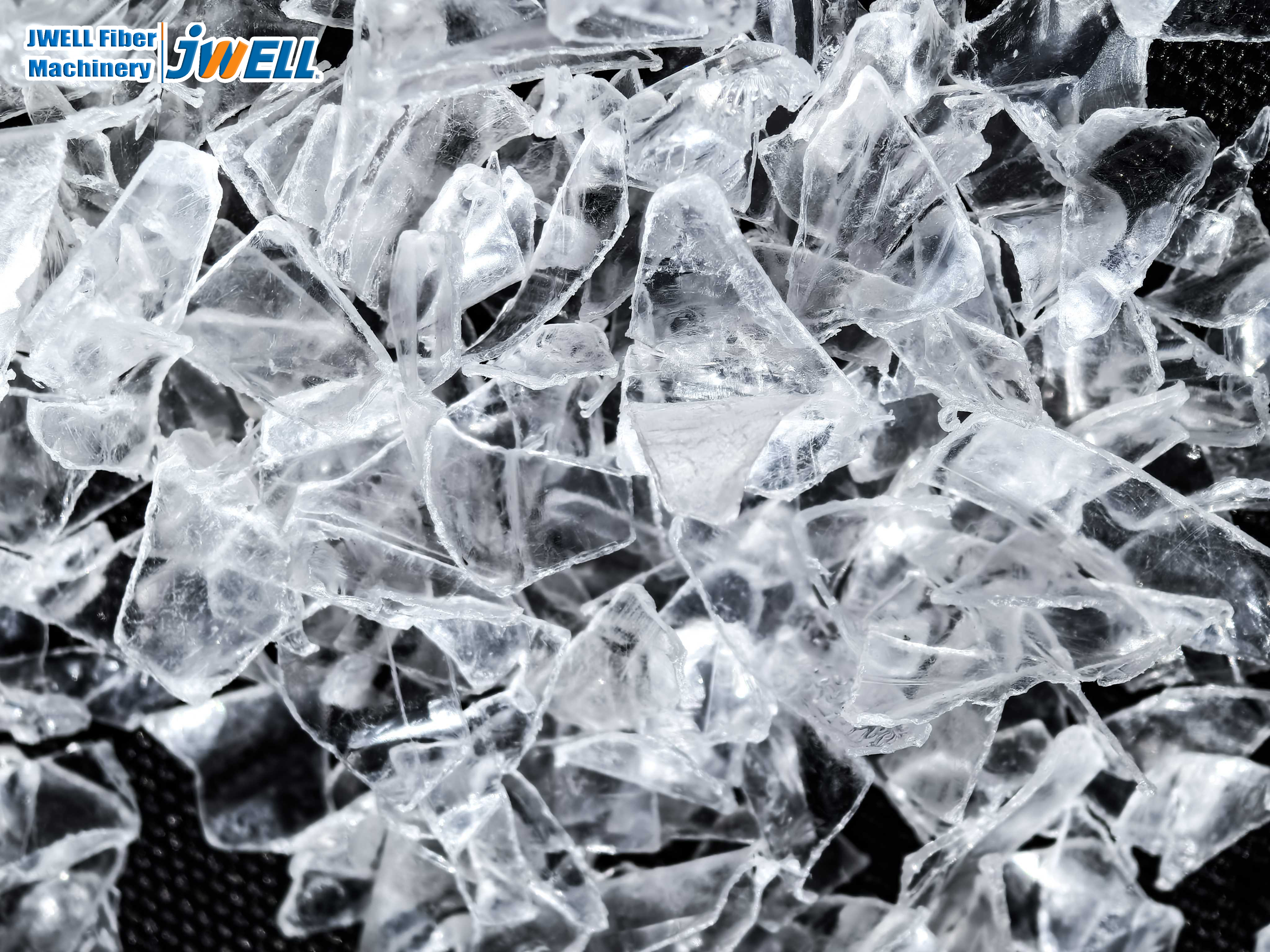 Recycelte PET-Flaschenflocken (wei&szlig;e Flocken)