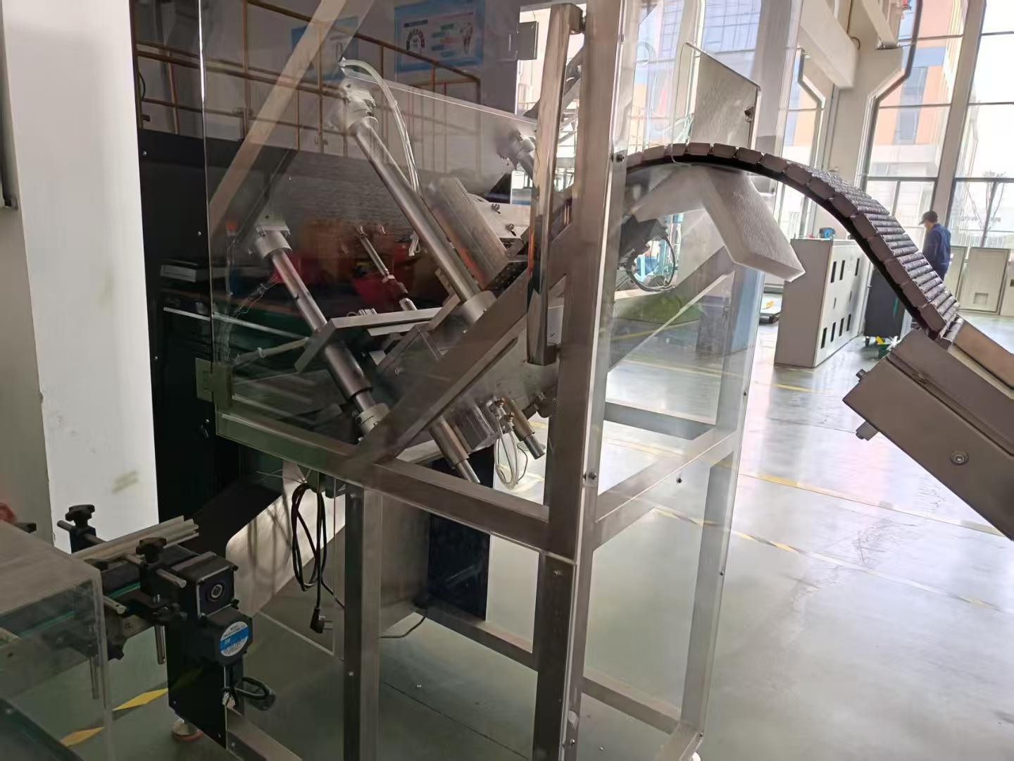 BFS bakterienfreier Kunststoffbehälter, Blas-, Füll- und Versiegelungssystem, Herstellung weicher Ampullen