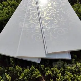 Vollautomatische PVC-Deckenpaneel-Wandpaneel-Produktionslinie für die Innendekoration